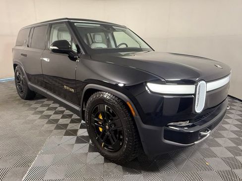 Used 2023 Rivian R1S Adventure AWD/4WD image 7