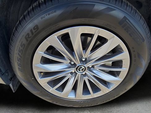 Used 2025 MAZDA CX-90 3.3 Turbo w/ Preferred Package AWD/4WD image 9