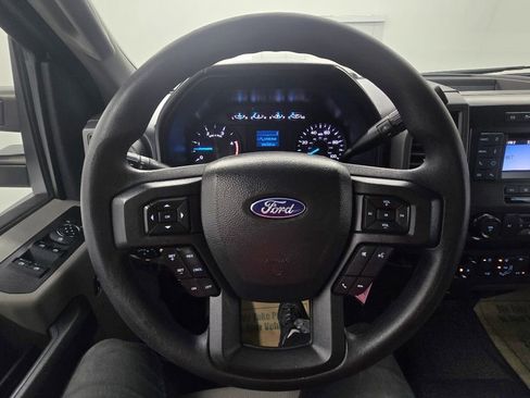 Used 2022 Ford F250 XL w/ Power Equipment Group image 19