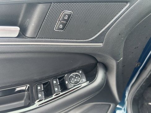 Used 2020 Ford Edge SEL w/ Convenience Package image 17