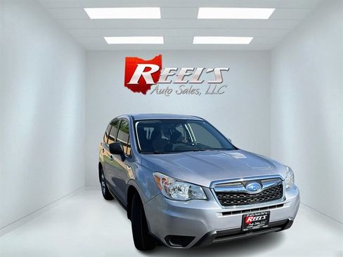 Used 2016 Subaru Forester 2.5i AWD/4WD image 3