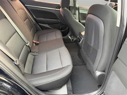 Used 2017 Hyundai Elantra Value Edition image 27