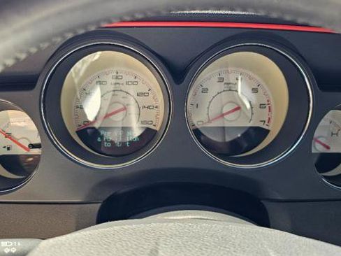 Used 2012 Dodge Challenger R/T RWD image 18
