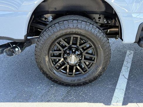 Certified 2026 Ford F250 Platinum image 32