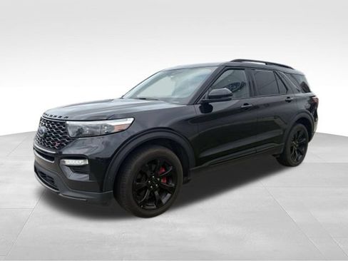 Used 2024 Ford Explorer ST w/ Technology Package AWD/4WD image 9