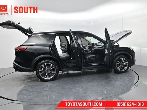 Used 2023 INFINITI QX60 Luxe image 71