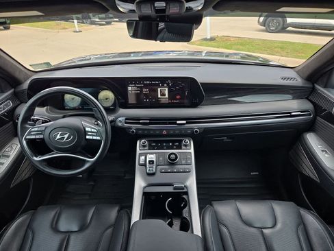 Used 2023 Hyundai Palisade Calligraphy FWD image 13