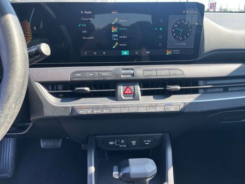 Used 2025 Kia K4 FWD image 17