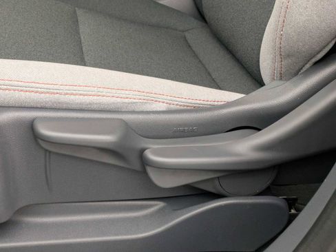 Used 2020 Chevrolet Bolt LT image 17