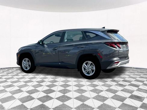 New 2025 Hyundai Tucson SE image 7