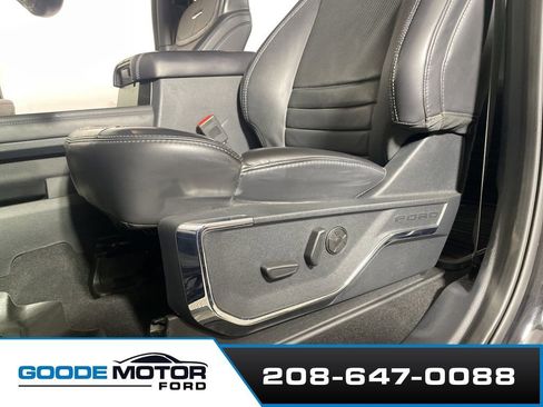 Used 2025 Ford F350 Platinum w/ Tremor Off-Road Package AWD/4WD image 11
