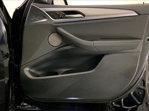 Used 2021 BMW X3 xDrive30e w/ M Sport Package image 25