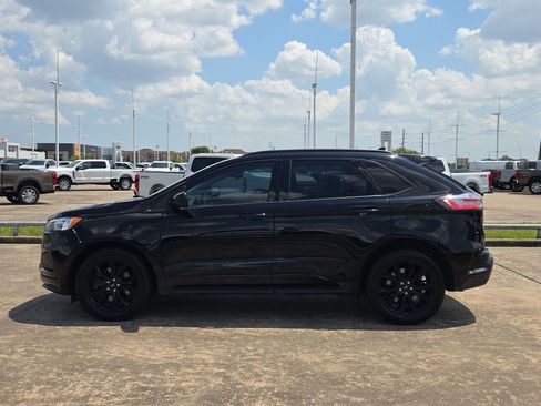 Used 2024 Ford Edge SE w/ Black Appearance Package AWD/4WD image 9
