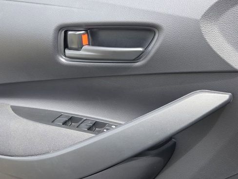 Used 2026 Toyota Corolla LE FWD image 27
