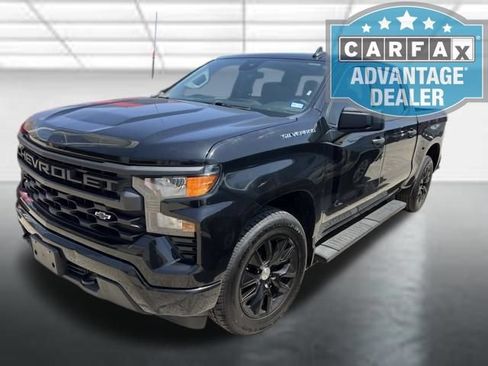 Used 2023 Chevrolet Silverado 1500 Custom RWD image 2