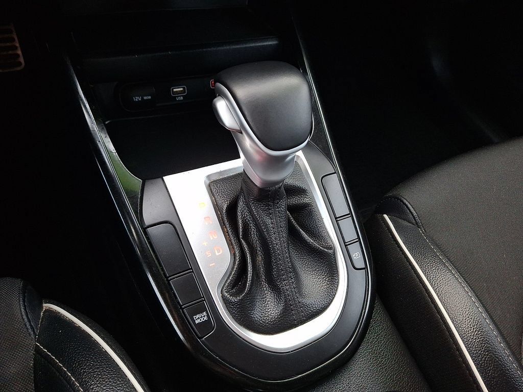 Certified 2022 Kia Forte GT-Line FWD image 14