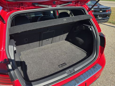 Used 2019 Volkswagen GTI SE FWD image 28