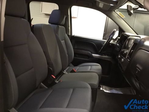 Used 2019 Chevrolet Silverado 1500 LT AWD/4WD image 37