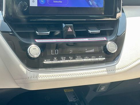 Used 2024 Toyota Corolla XLE FWD image 15