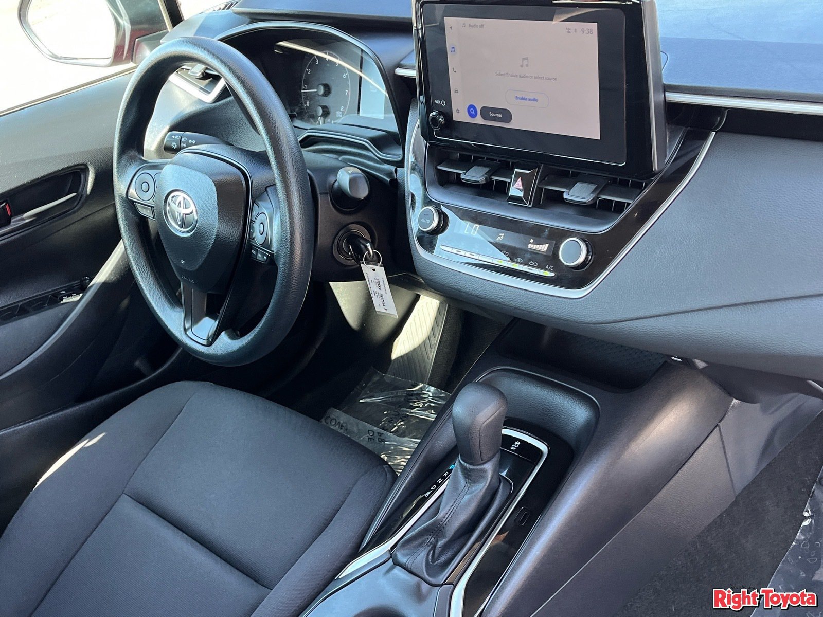 Certified 2025 Toyota Corolla LE FWD image 13