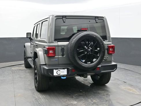 Used 2023 Jeep Wrangler Unlimited Sahara w/ Cold Weather Group image 4