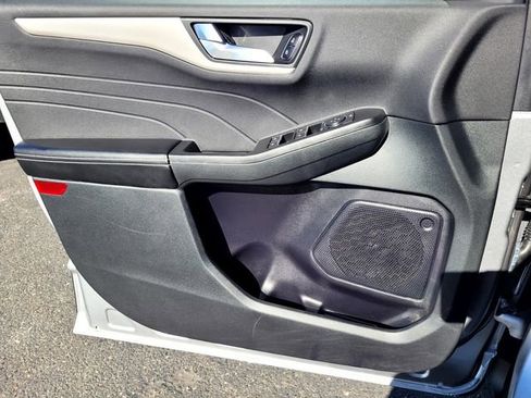 Used 2022 Ford Escape SEL image 14