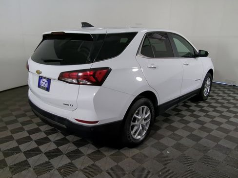 Used 2024 Chevrolet Equinox LT image 9