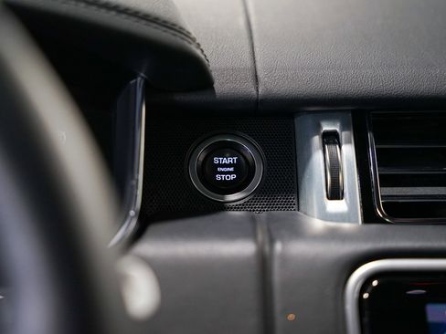 Used 2021 Land Rover Range Rover Westminster Edition image 11