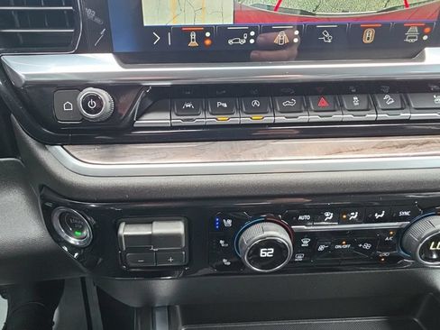 Certified 2026 Chevrolet Silverado 1500 LTZ w/ LTZ Premium Package AWD/4WD image 17