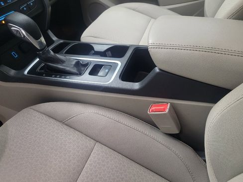 Used 2018 Ford Escape SE AWD/4WD image 26