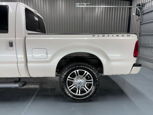 Used 2016 Ford F250 Platinum w/ FX4 Off-Road Package AWD/4WD image 5