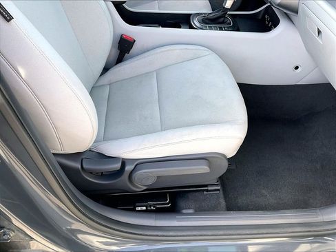 Used 2024 Hyundai Kona SEL AWD/4WD image 34