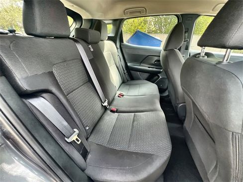 Used 2025 Nissan Kicks S image 26