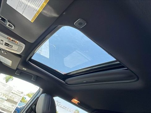 New 2026 Toyota Sienna XLE Woodland Edition AWD/4WD image 30
