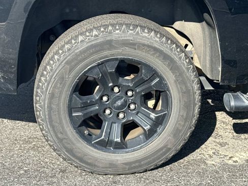 Used 2017 Chevrolet Tahoe LT AWD/4WD image 9