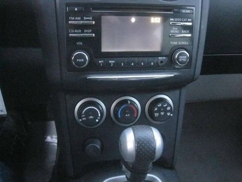 Used 2013 Nissan Rogue S w/ Special Edition Pkg AWD/4WD image 19