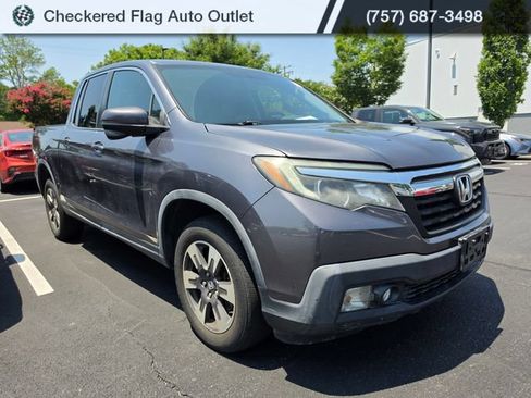 Used 2017 Honda Ridgeline RTL-T image 3