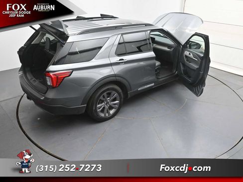 Used 2025 Ford Explorer Active w/ Active Comfort Package AWD/4WD image 44