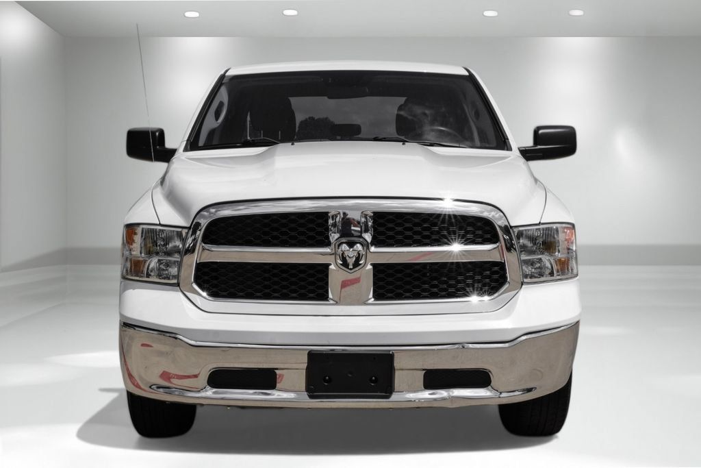 Used 2022 RAM 1500 Classic SLT RWD image 4