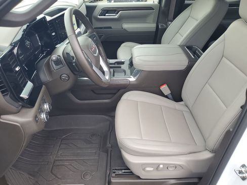 Used 2026 GMC Sierra 1500 SLT w/ SLT Premium Package AWD/4WD image 5