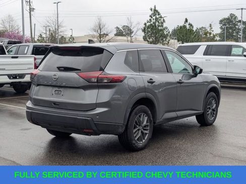 Used 2024 Nissan Rogue S image 3