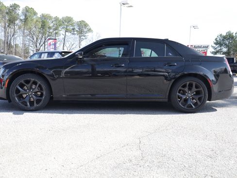 Used 2021 Chrysler 300 S image 2