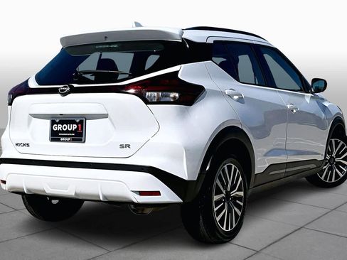 Used 2024 Nissan Kicks SR FWD image 13