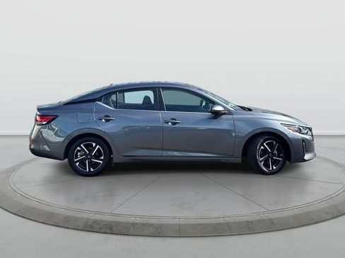 Certified 2024 Nissan Sentra SV FWD image 3