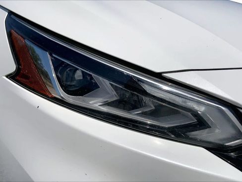 Used 2019 Nissan Altima 2.5 SL FWD image 27