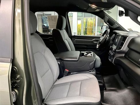 Used 2021 RAM 1500 Big Horn AWD/4WD image 11