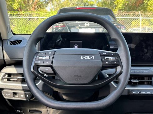 Used 2025 Kia K4 FWD image 27