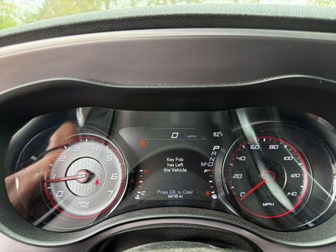 Used 2019 Dodge Charger SXT w/ Blacktop Package image 10