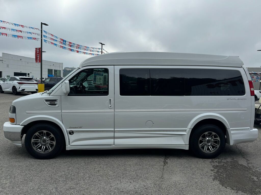 Used 2019 GMC Savana 2500 w/ Enhanced Convenience Package RWD image 4