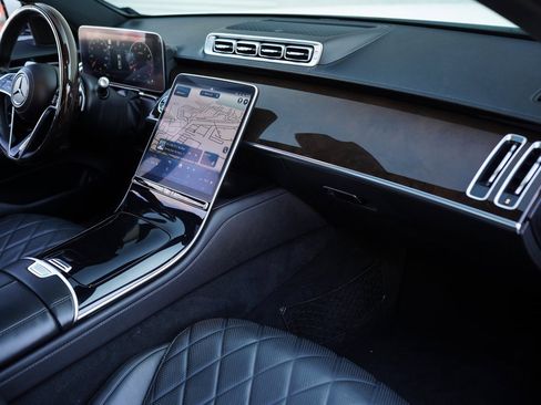 Used 2021 Mercedes-Benz S 500 4MATIC image 19
